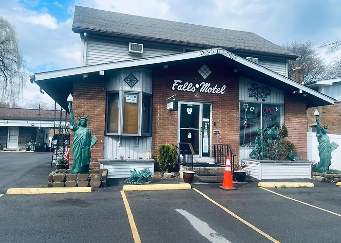 Falls Motel