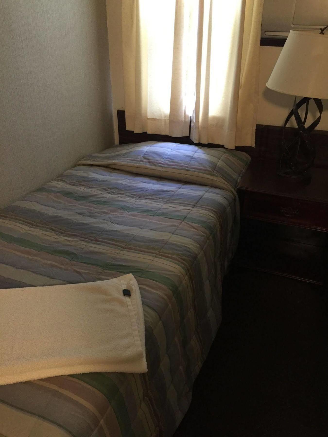 Falls Bed & Breakfast Niagara Falls